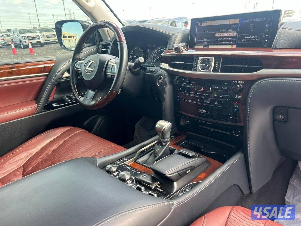لكزس LX570s  موديل 2019 ماشى 231.000 k.m  وارد الساير.صبغ وكالة حماية6
