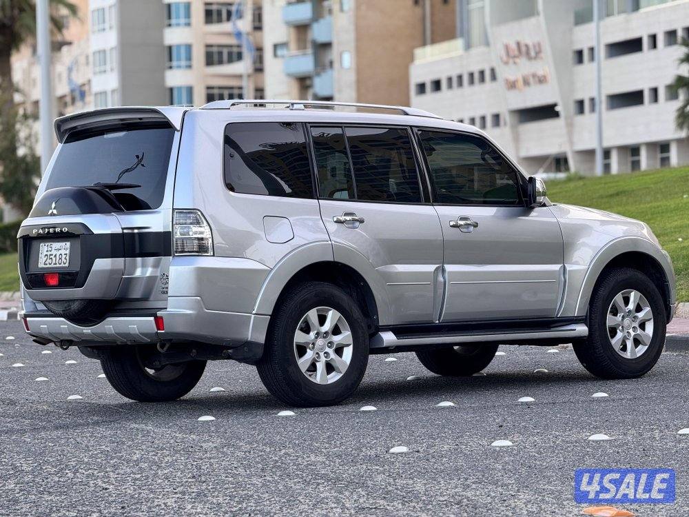 للبيع باجيرو موديل 20183