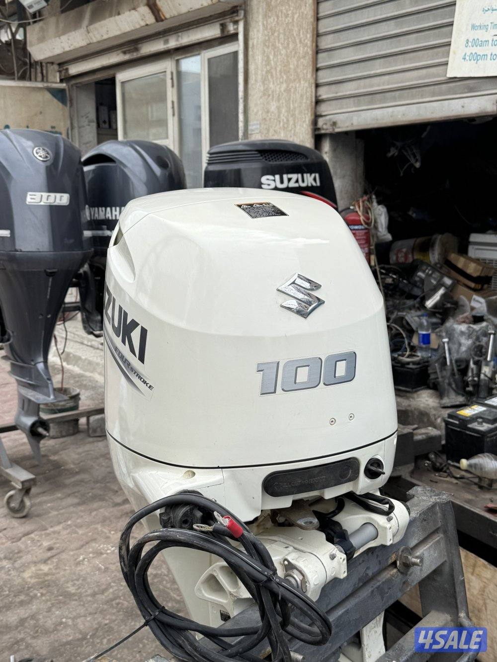 للبيع مكينة سوزوكي فور ستروك ١٠٠ حصان6