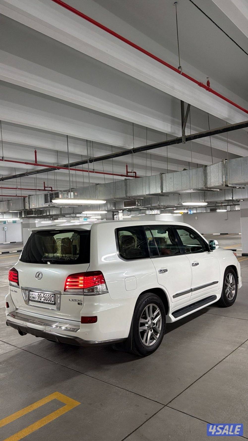 جيب لكزس LX570 سبورت بحاله فوق الممتازه3