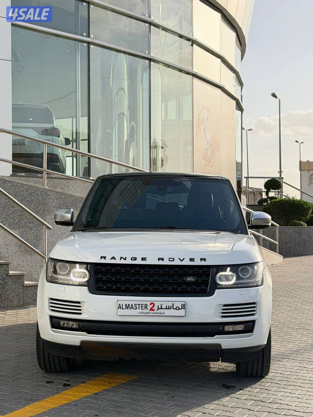 للبيع رنج روفر 2014 صبغ الوكاله عداد 1901