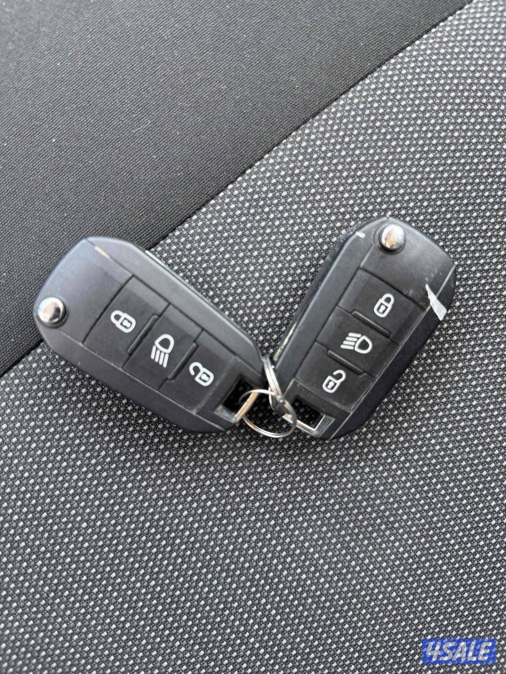 للبيع بيجو اكسبيرت ركاب 20237