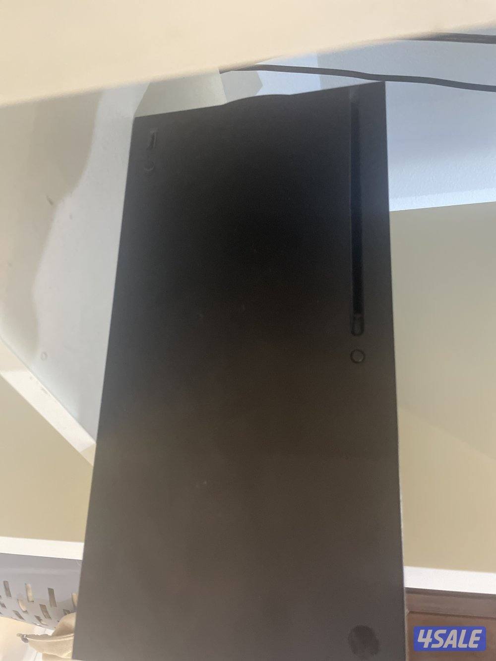 XBOX Series X for sale working with no issue no scratches or problems2