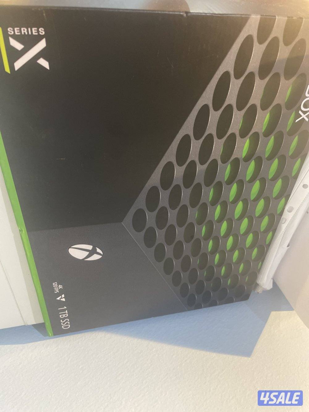 XBOX Series X for sale working with no issue no scratches or problems3