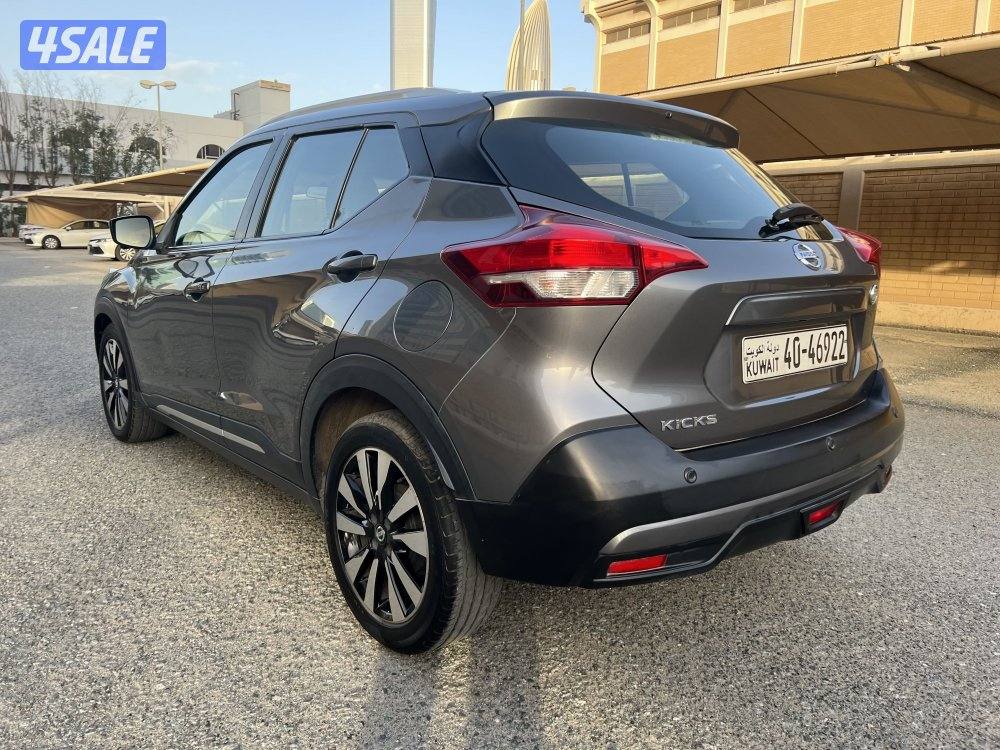 Kicks / 2018 / 97 Km3