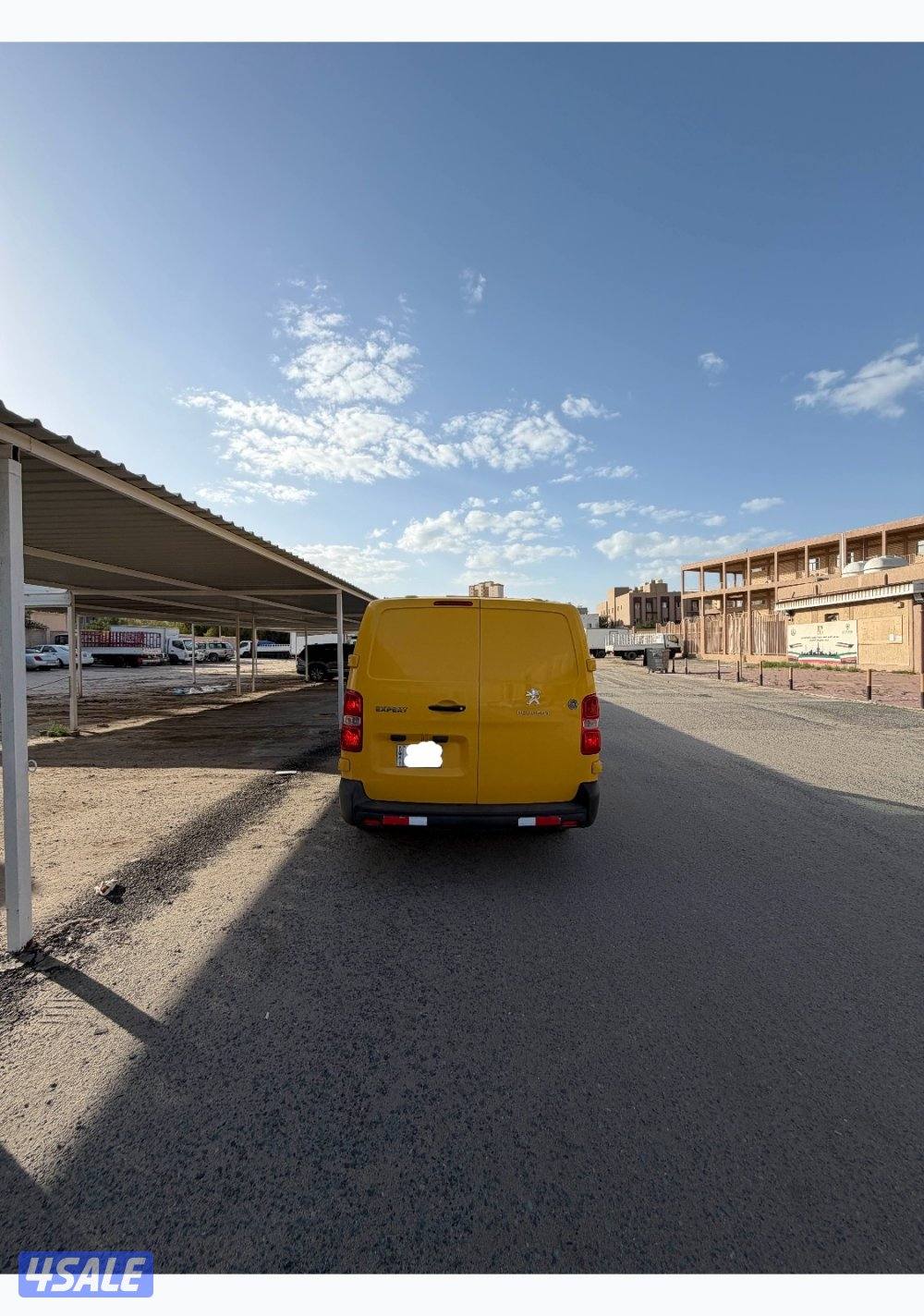 للبيع بيجو اكسبيرت مقفل م 20223