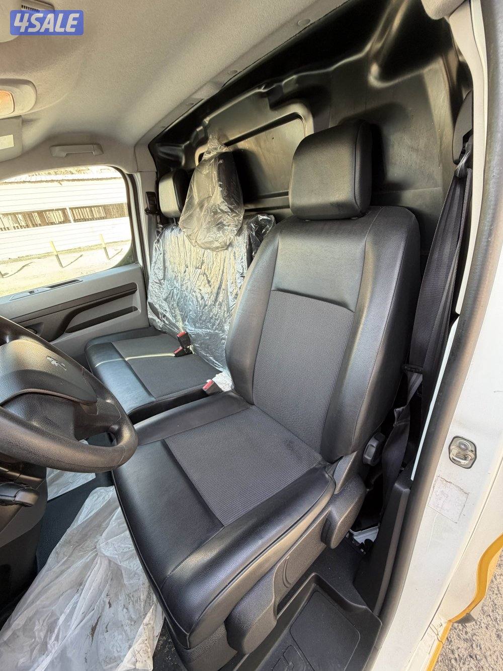 للبيع بيجو اكسبيرت مقفل م 20224