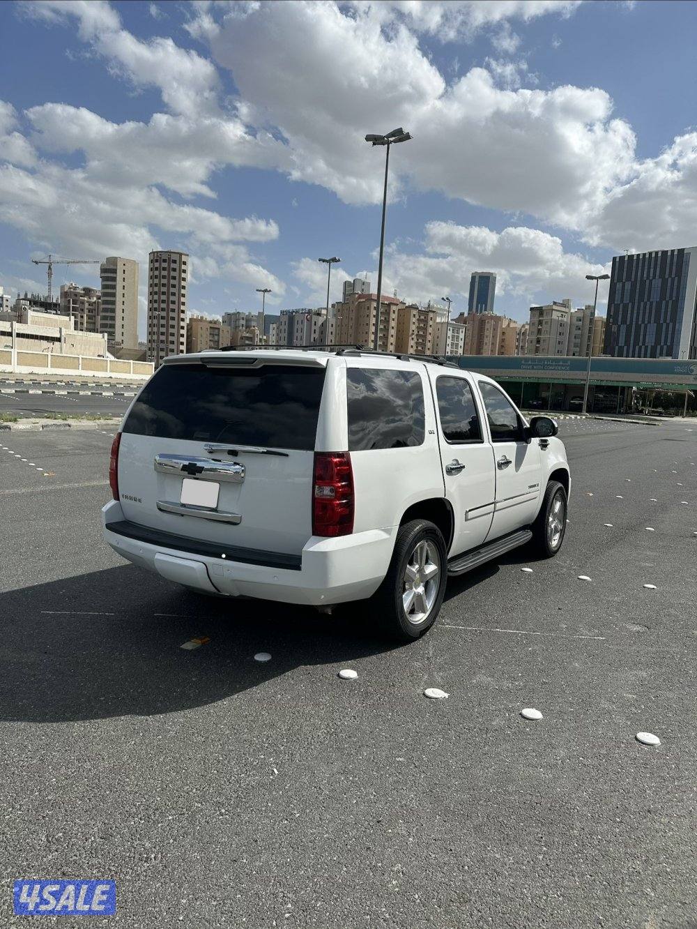 تاهو 2008 ltz للي يدور النظيف2