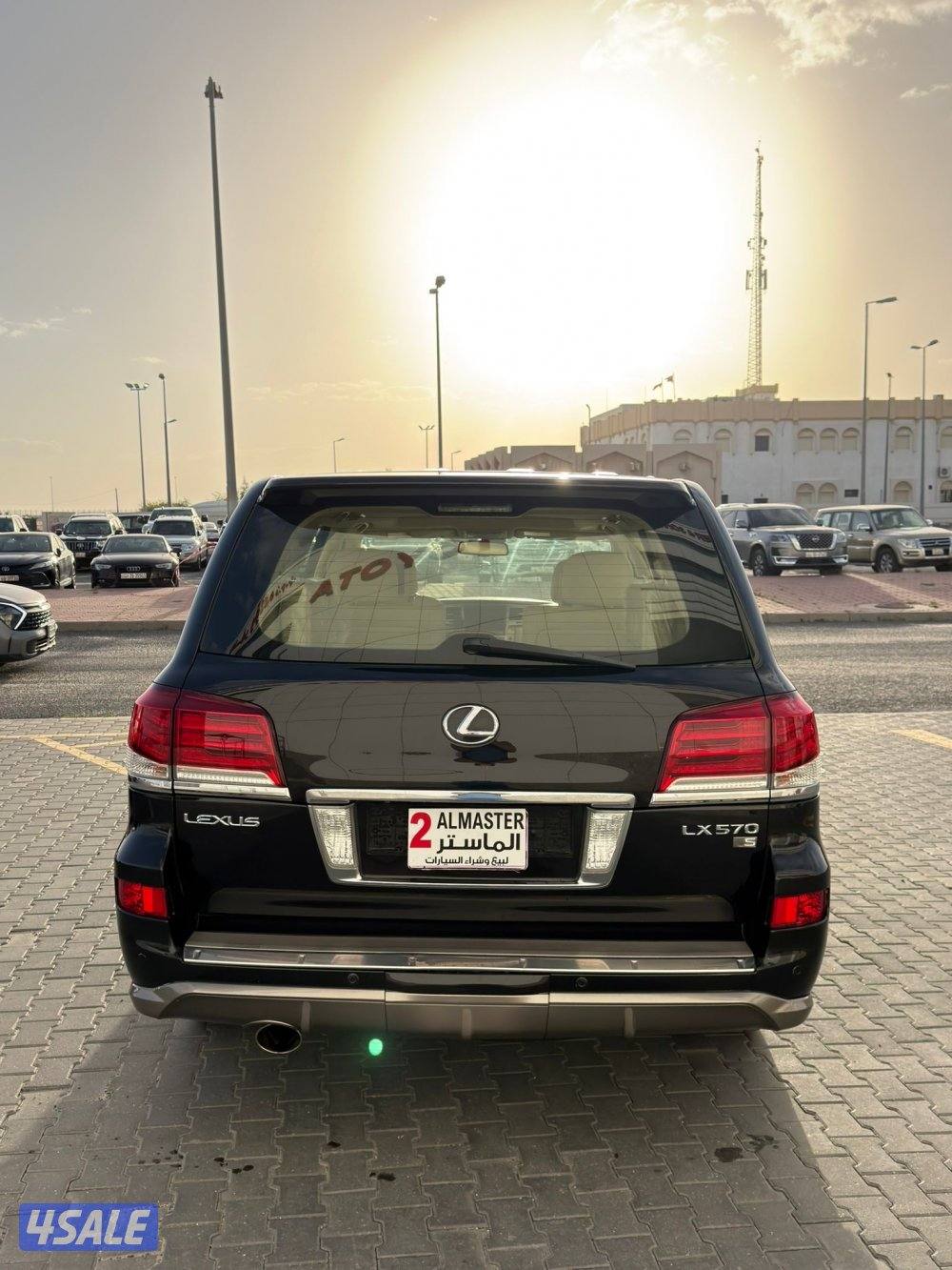 للبيع لكزس LX570 صبغ الوكاله الدرجه الاولي4