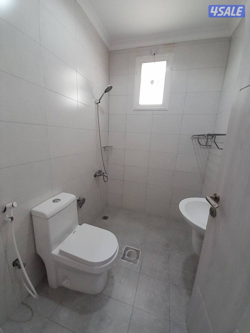 للايجار شقه بالصباحيه ارضيه واول ببلكونه1