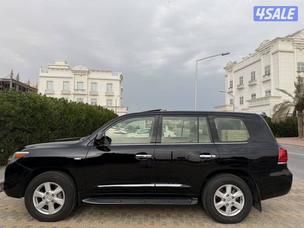 لكزس ٢٠١٠ الساير0