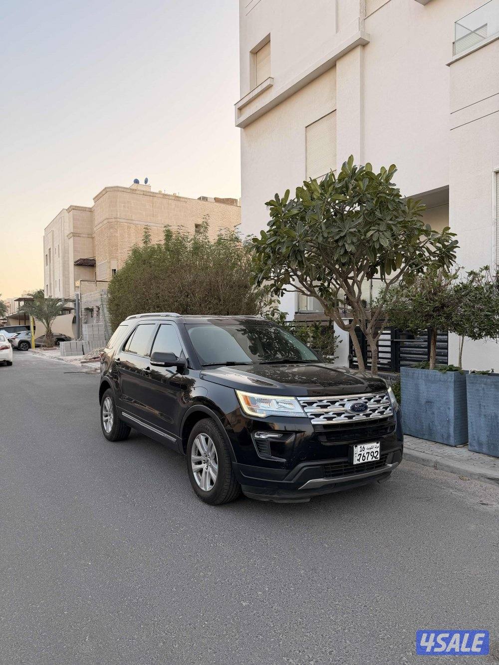 للبيع فور اكسبلورر 2019 صبغ الوكالة ممشى53 الف0