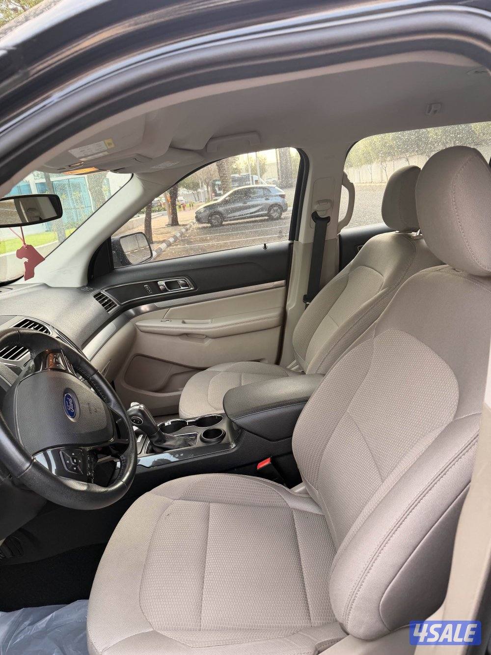 للبيع فور اكسبلورر 2019 صبغ الوكالة ممشى53 الف3