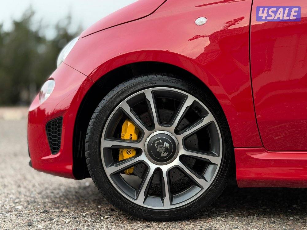 للبيع . فيات ABARTH 695  . م 20235