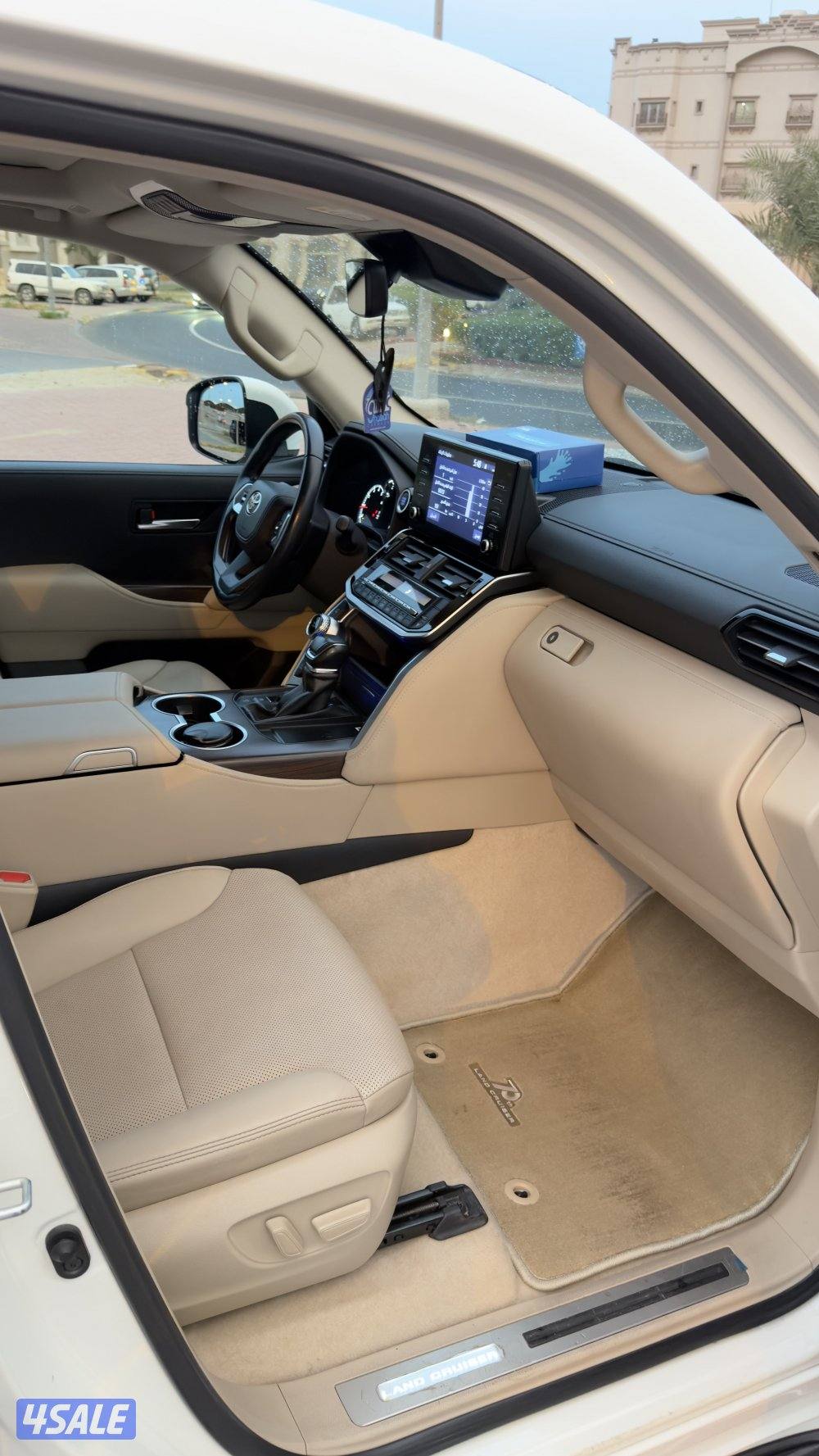 لاندكروزر ايرو اس2