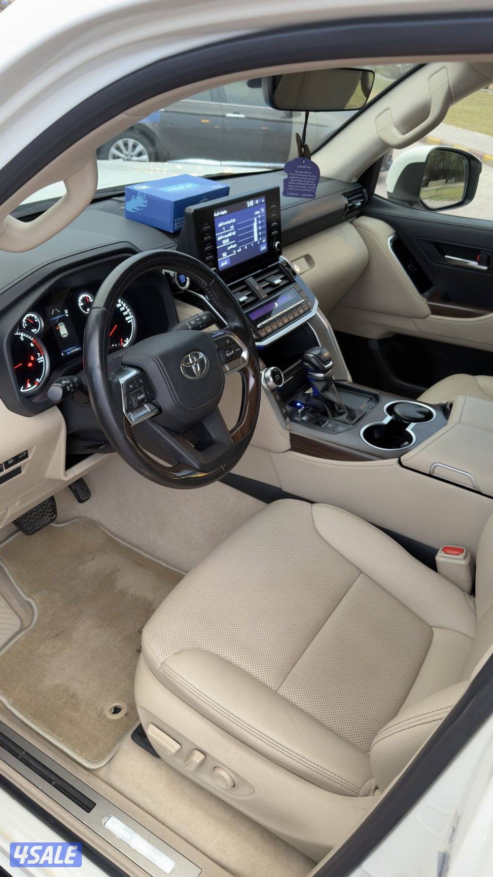 لاندكروزر ايرو اس8