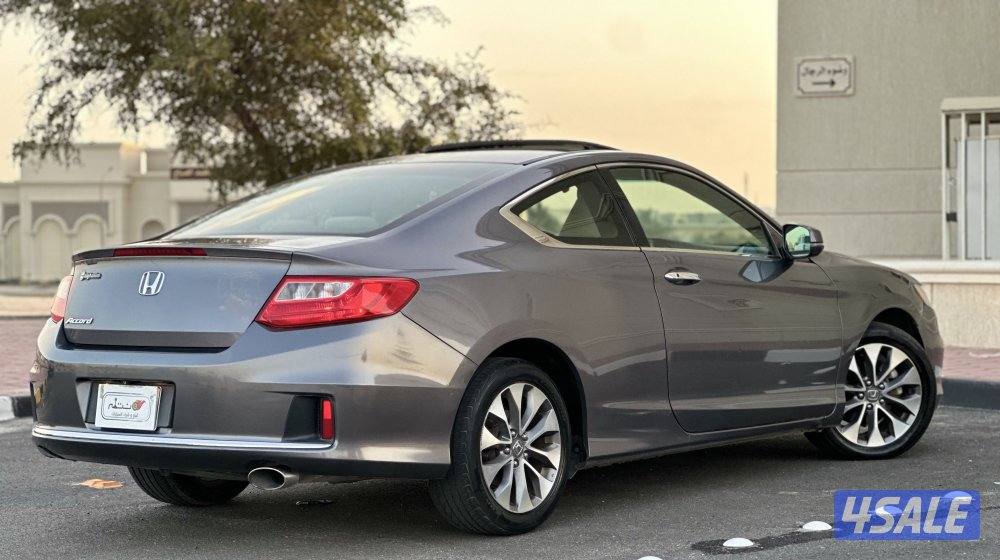 للبيع هوندا اكورد موديل 20156