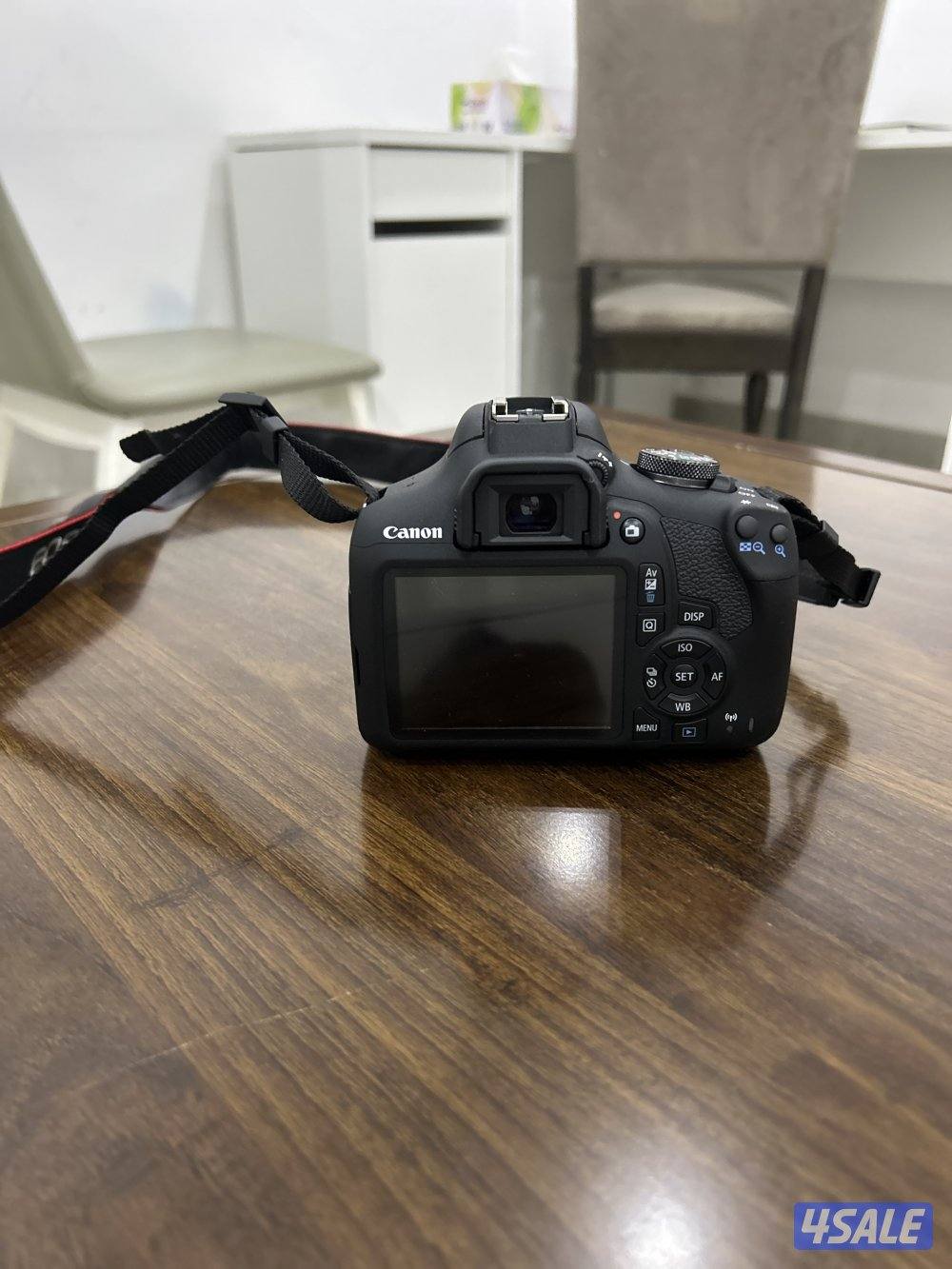 canon 2000D افضل كامرة للمبتدئين غير مستعملة  جديدة  بالبوكس ضمان سنة1