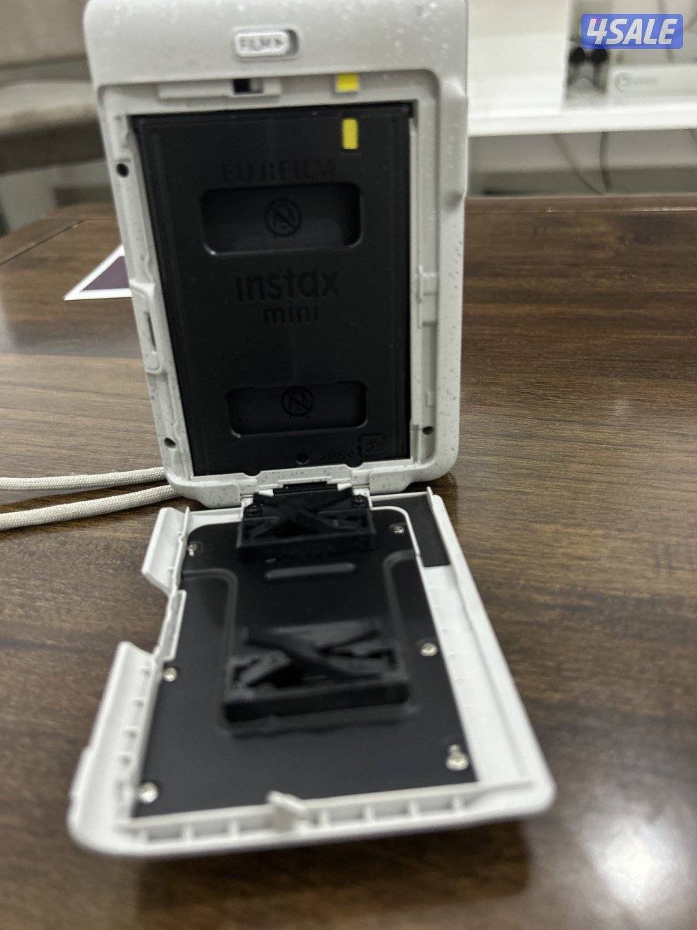 كامرة  instax سريعة التصوير جودة استعمال جدا خفيف تطبع الصور2