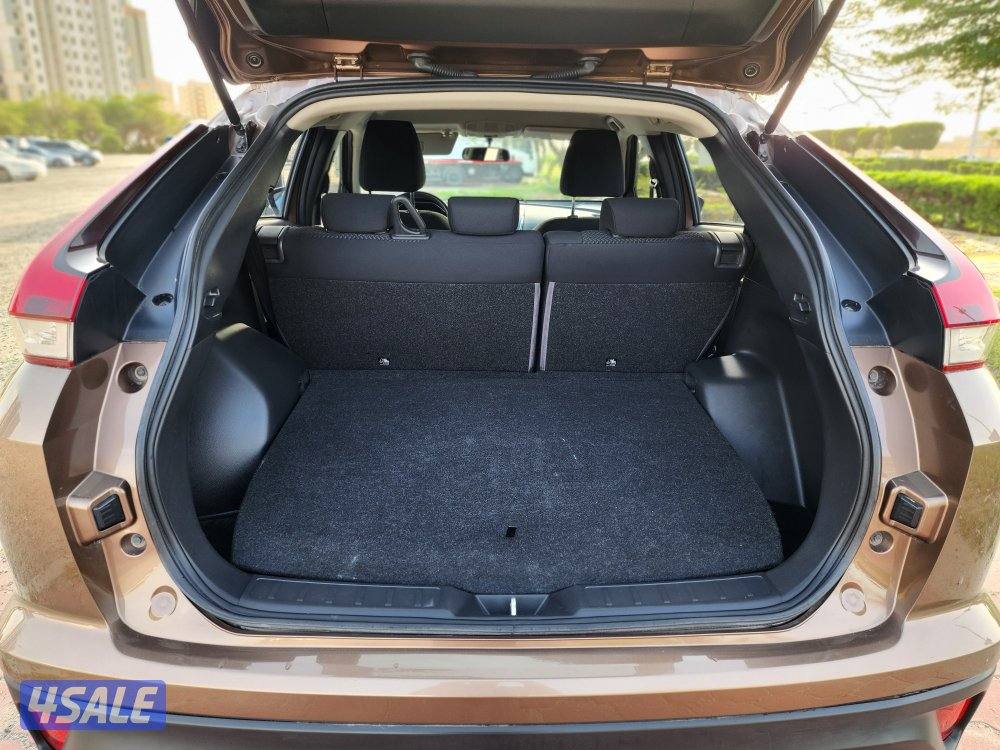 اكليبس كروس موديل 2022 ماكينة 1500 CC عداد91 ألف سرفس منتظم شرط الفحص13