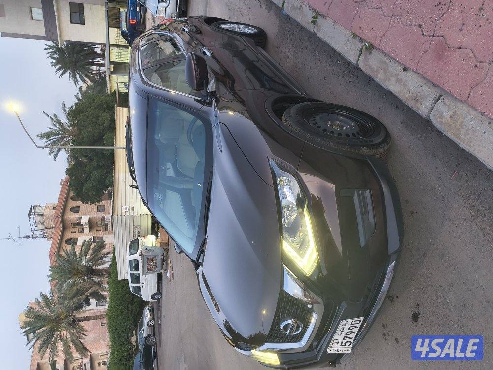 للبيع نيسان أكس تريل 2020 بني4