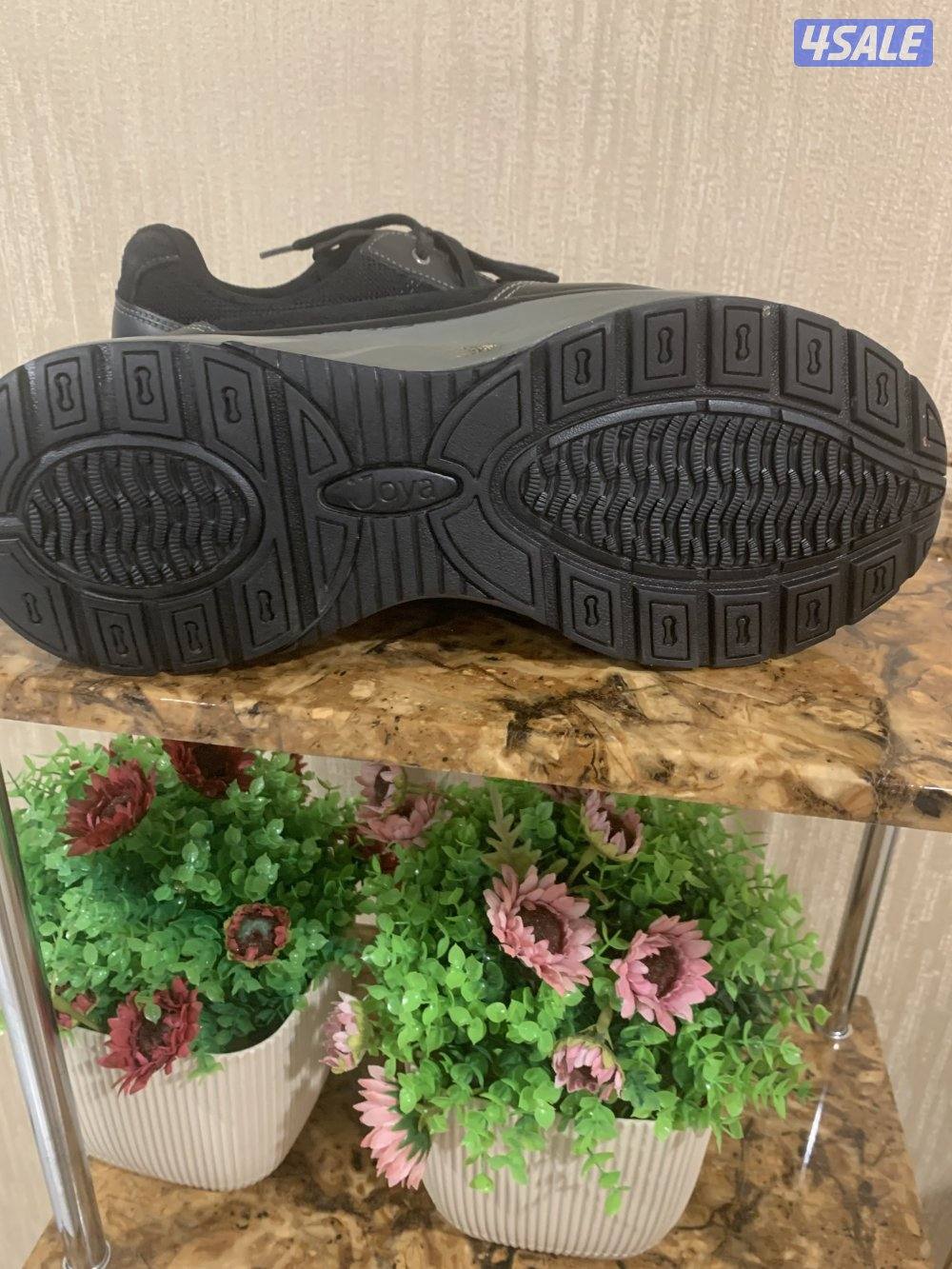 للبيع جوتي جويا حالت الجديد وكيله السرحان مقاس 453