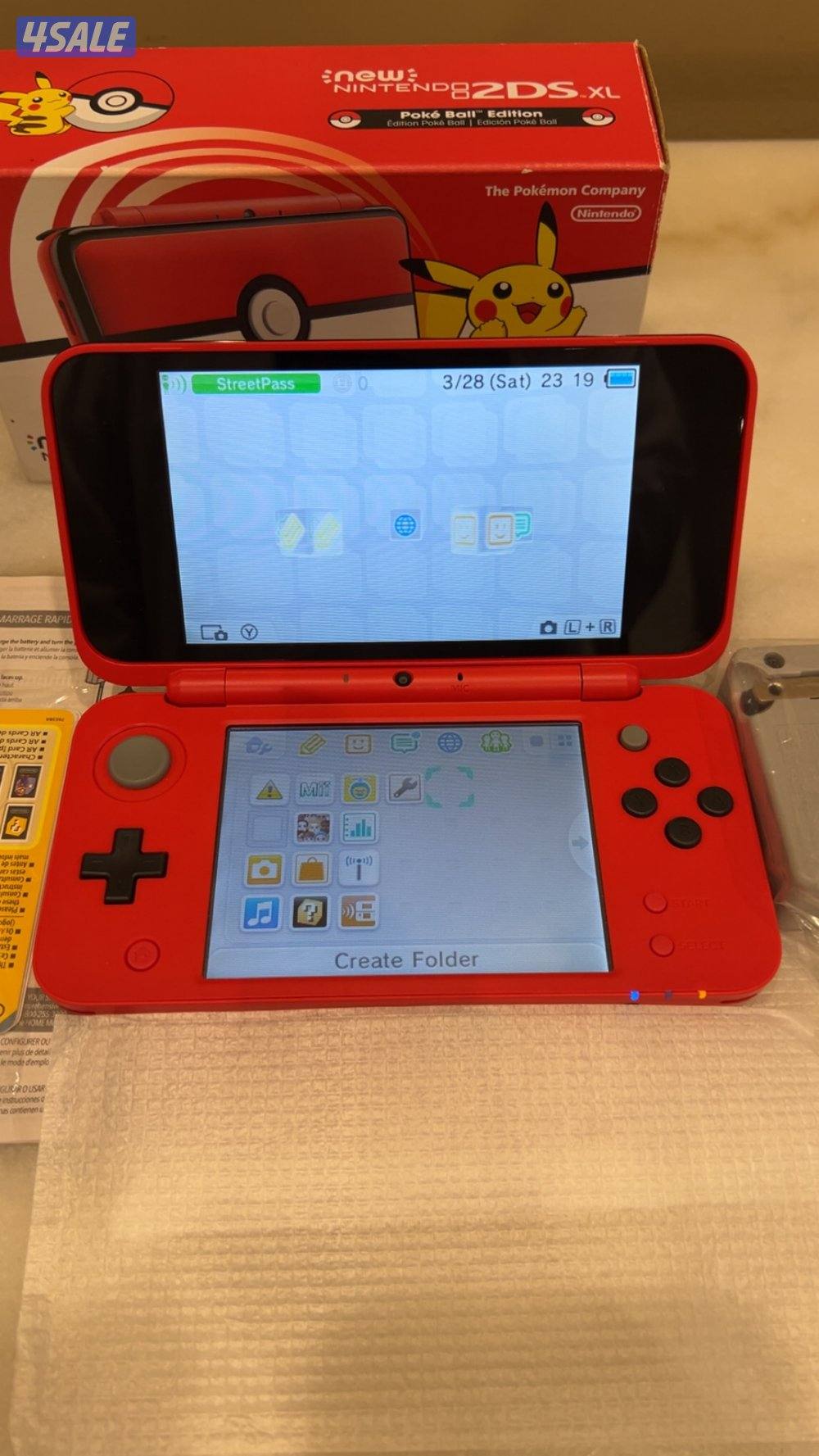 Nintendo 2DS XL Pokeball Edition3
