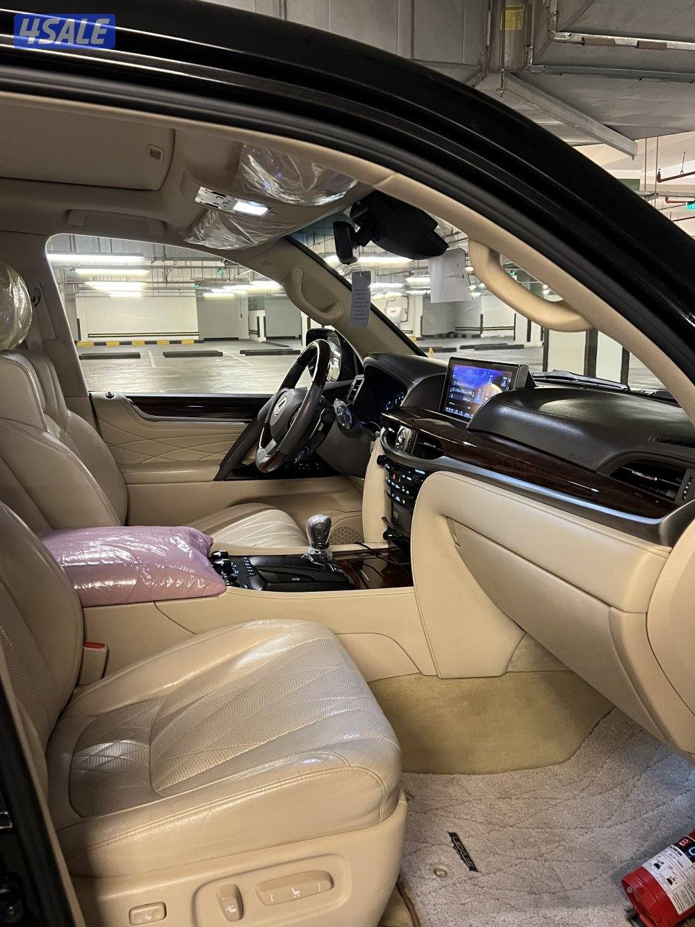 لكزس بلاك ايديشن4