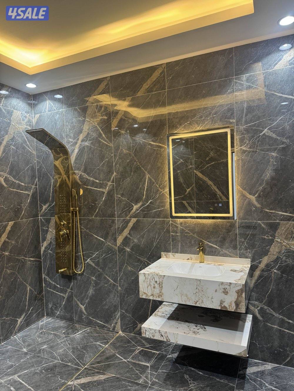 للإيجار شقة بالرقة0