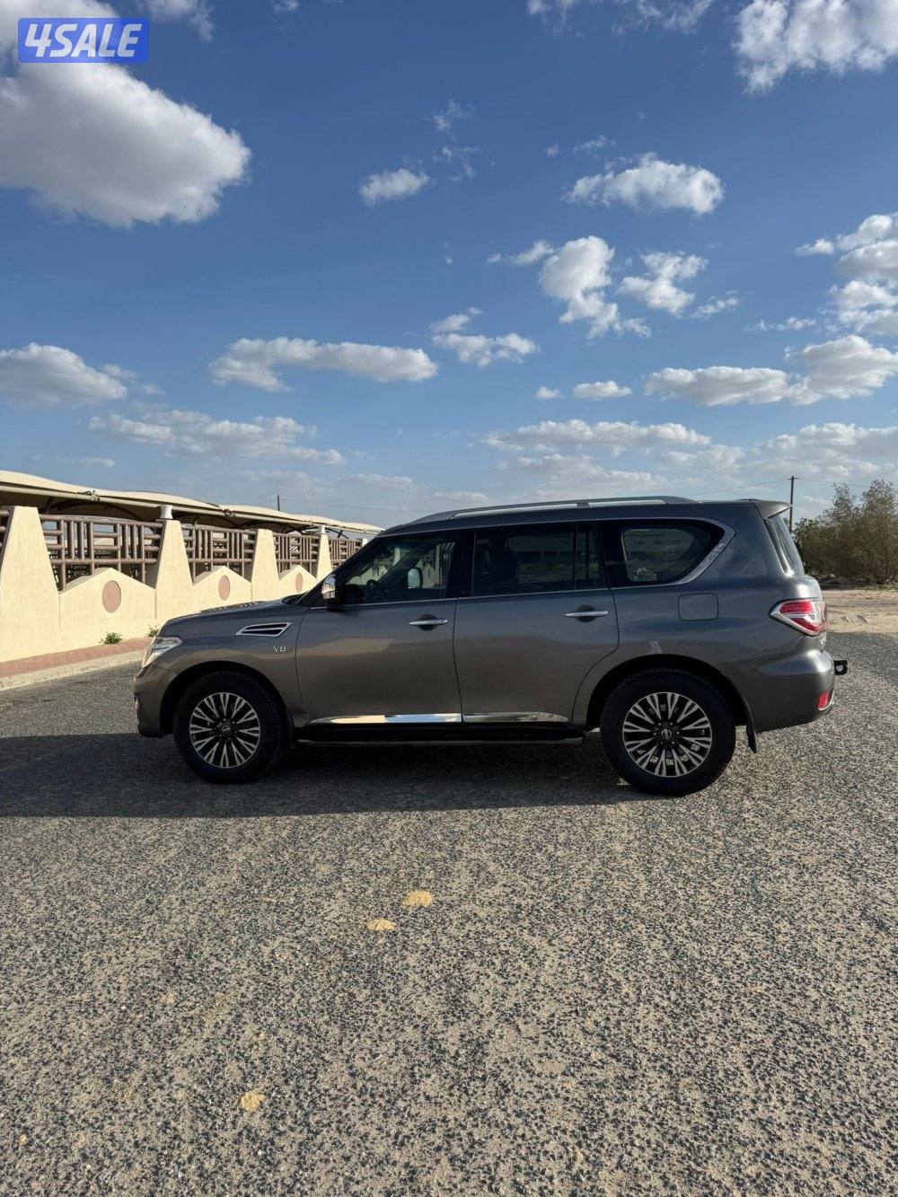 للبيع باترول بلاتينيوم 20155