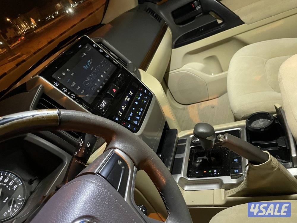 للبيع لاند كروزر2016 شرط الفحص فيه اصباغ في راس شاصي ماياثر3