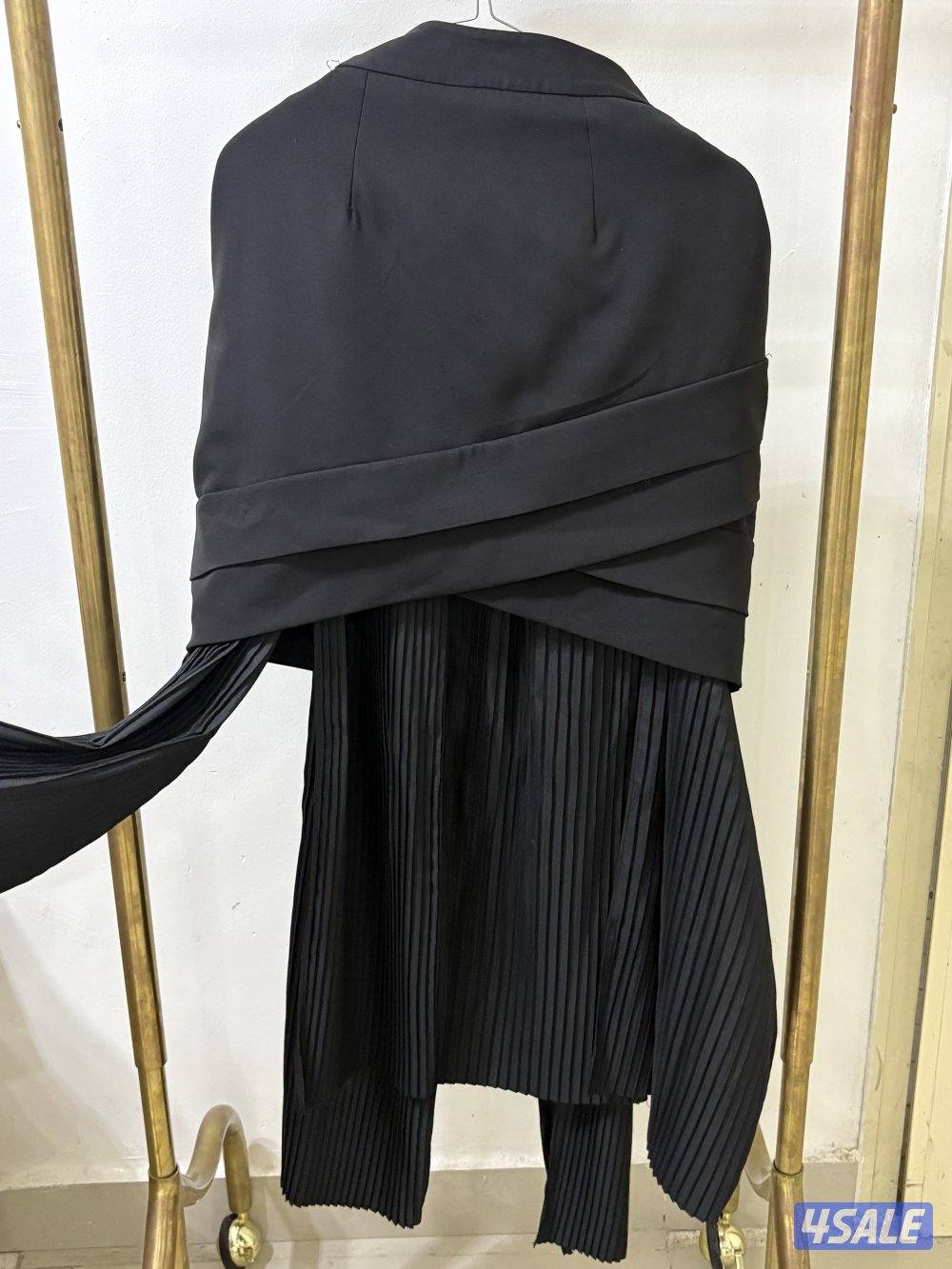 تنورة وبلوزه الون اسود1