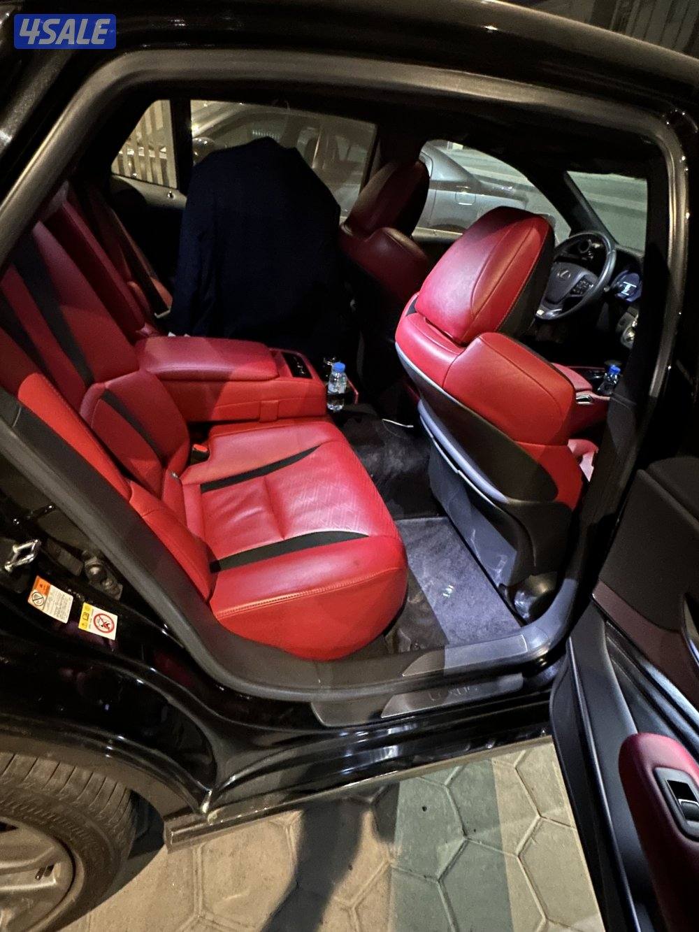 لكسز LS500 سبورت مديل 2018 ماشي 106 سيرفس منتظم شرط الفحص(صبغ الوكاله)6