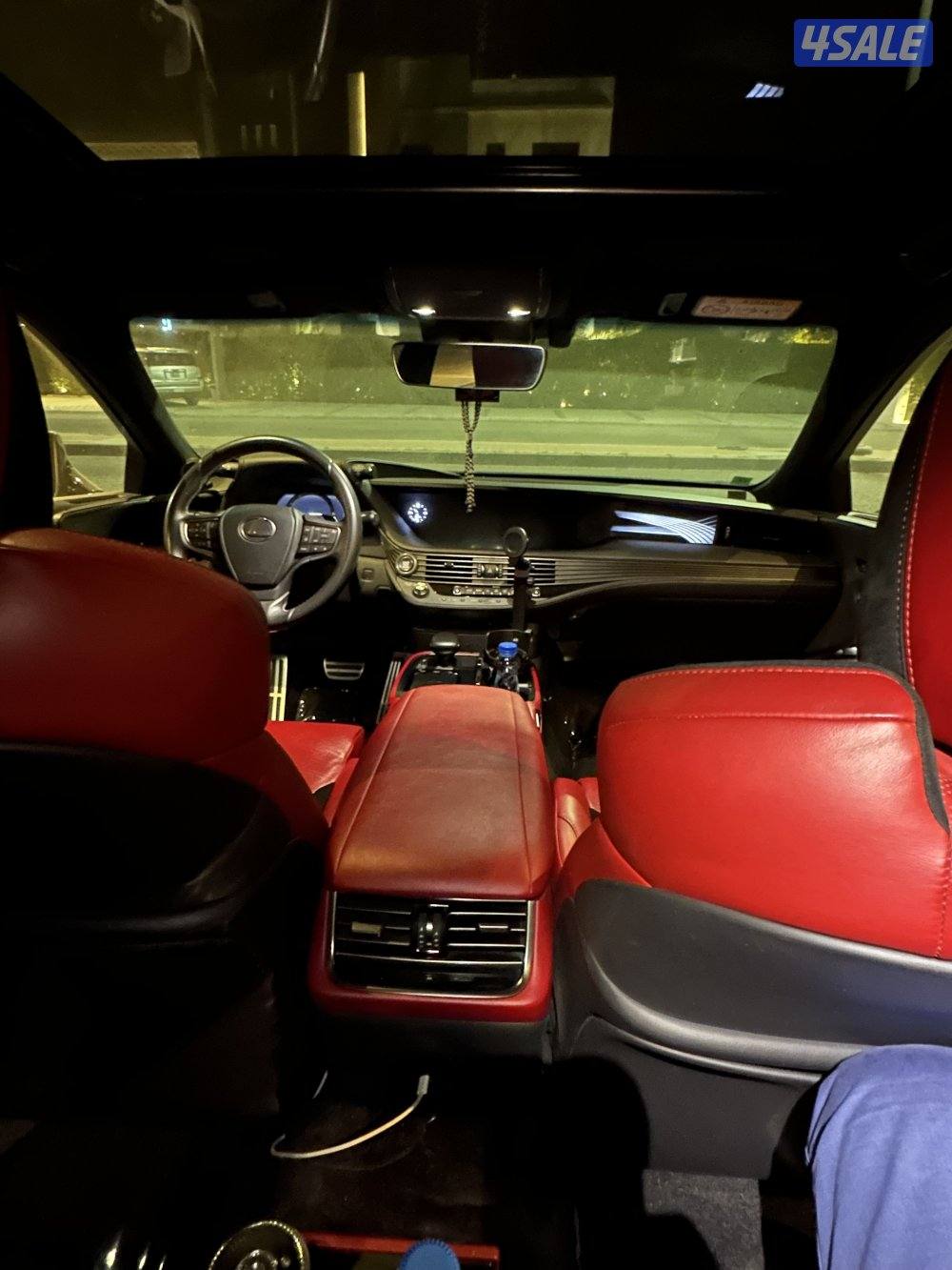 لكسز LS500 سبورت مديل 2018 ماشي 106 سيرفس منتظم شرط الفحص(صبغ الوكاله)9