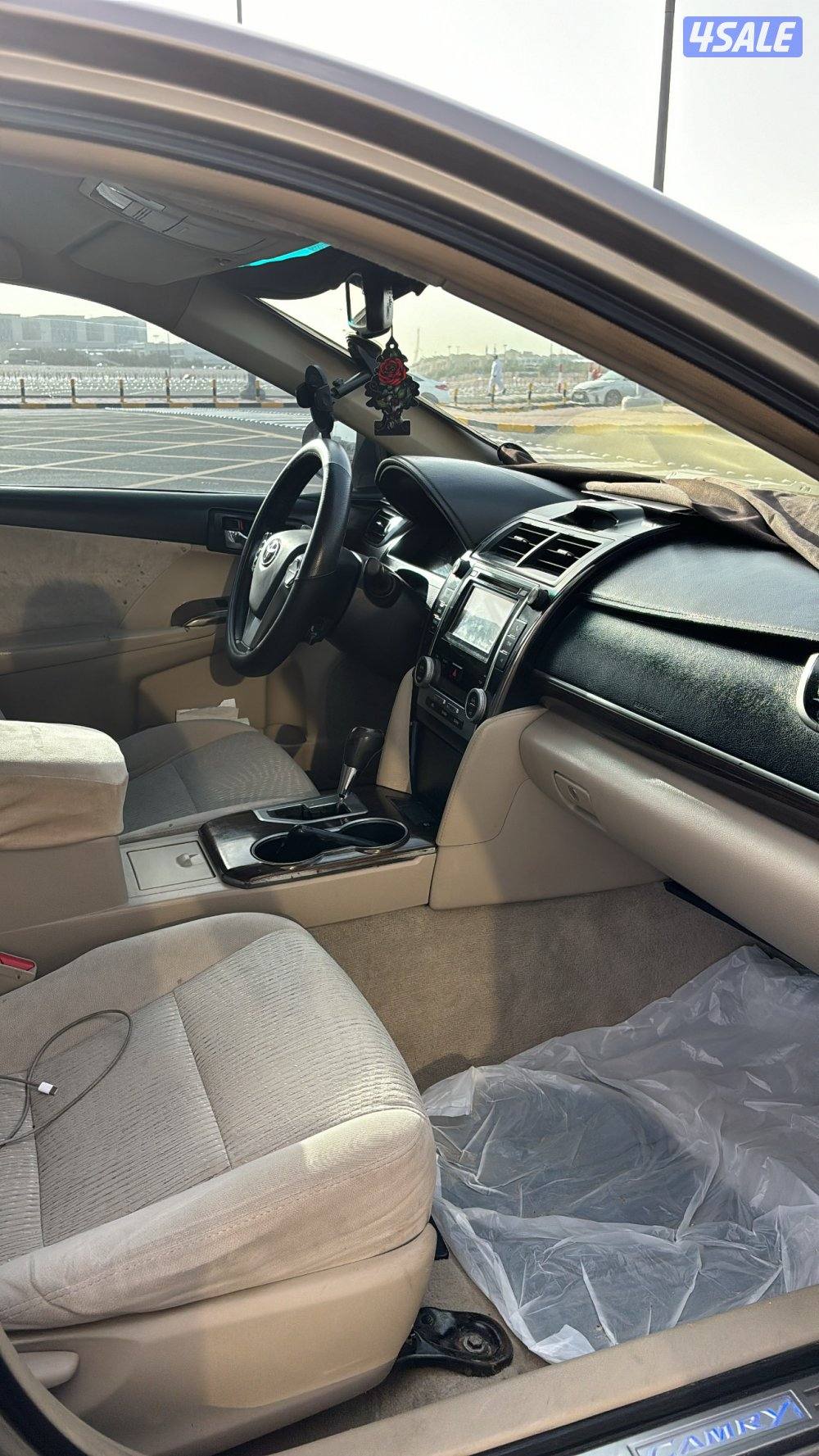 للبيع كامري 2014 GLX ماشي 235 الف6