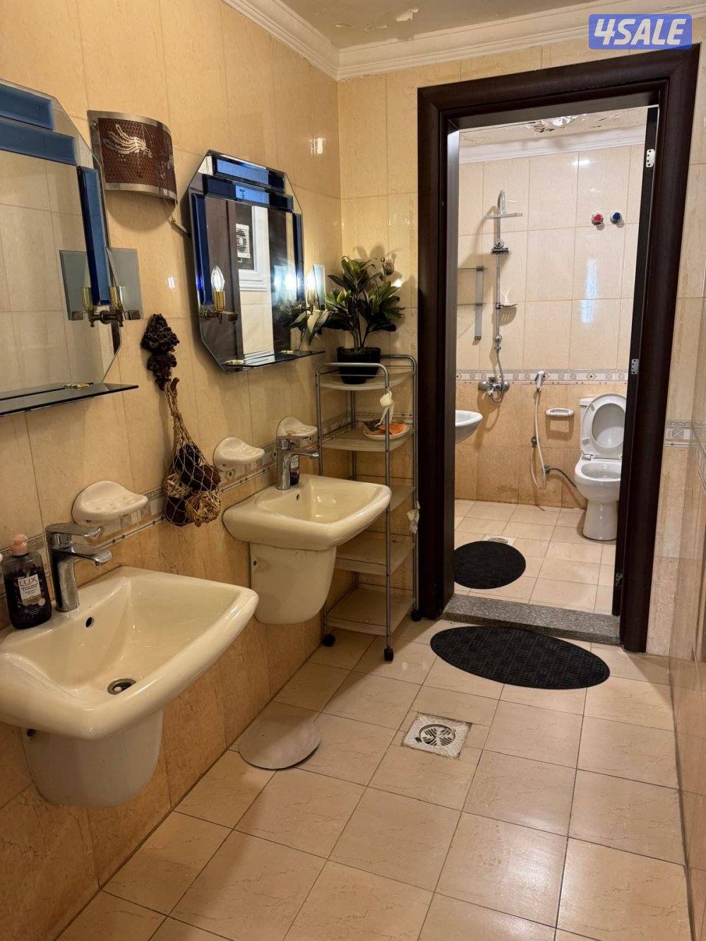 للإيجار شاليه في الخيران مع أطلاله بحريه ٦ غرف4