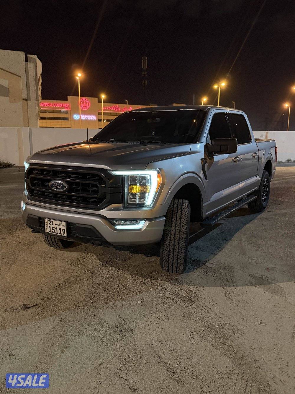 للبيع وانيت فورد fx4 شرط الفحص بل كامل0