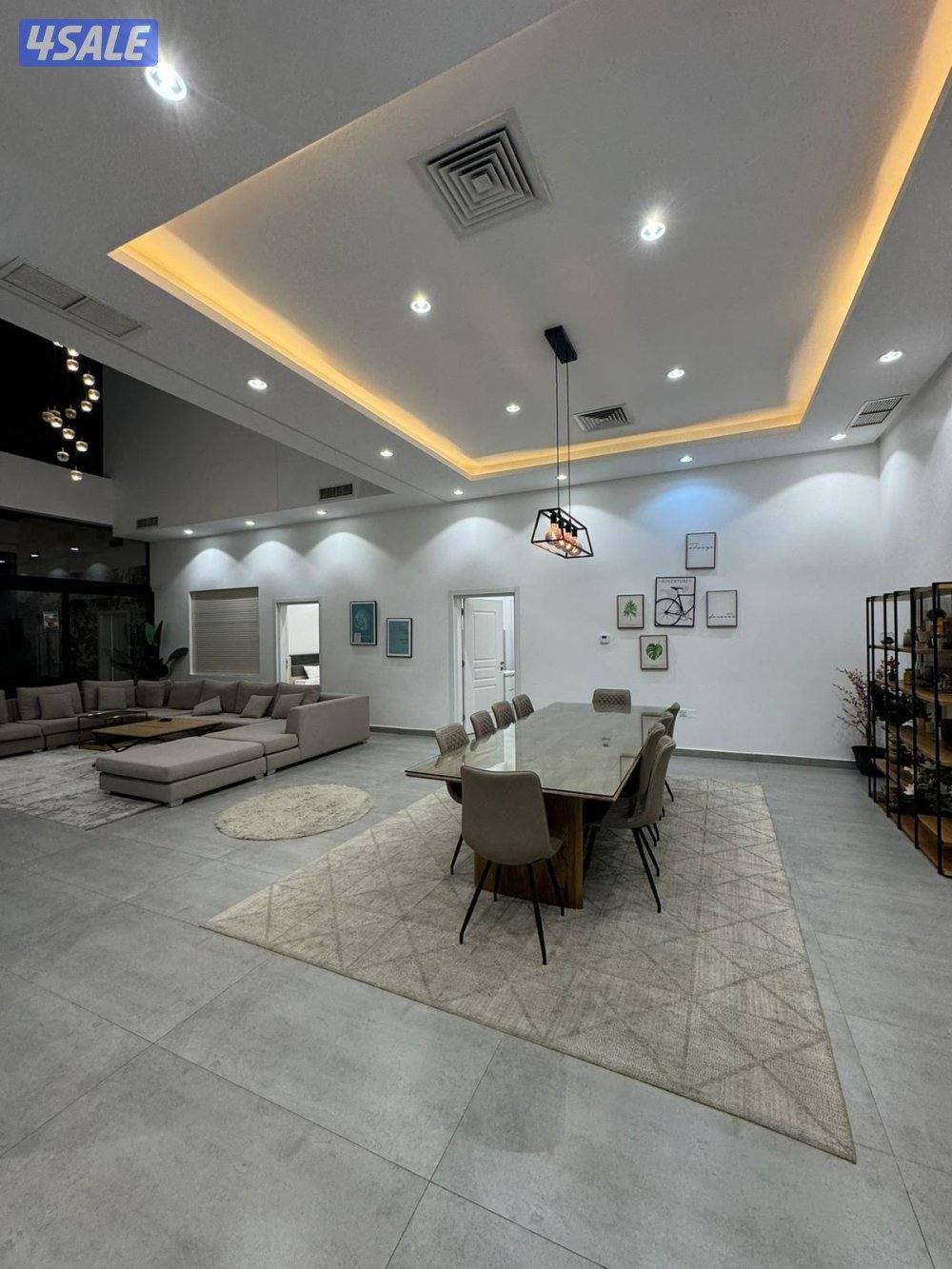 شالية كامل علي البحر مباشرة متوفر ويك اند الجاي5