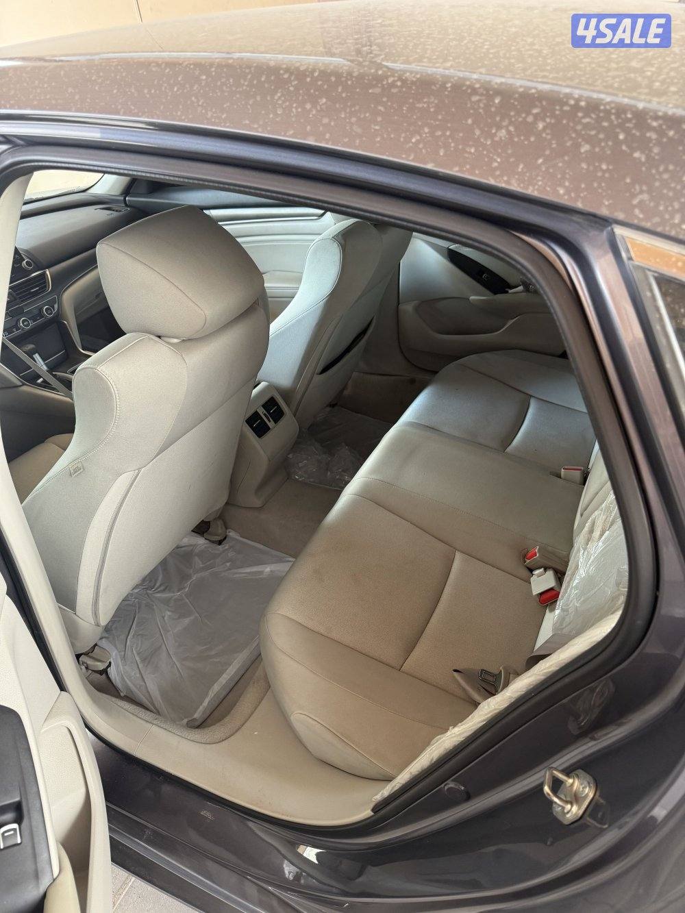 للبيع هوندا اكورد ٢٠١٨2