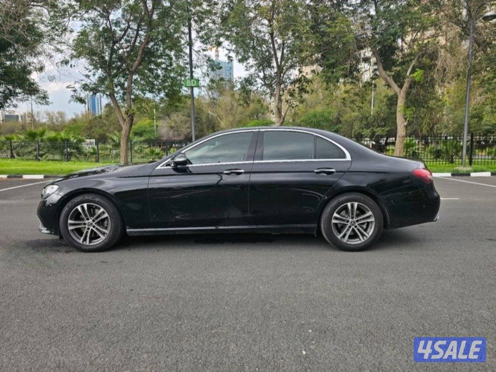 Mercedes E200 2023 avantgarde extremely good condition, only 4500 km2