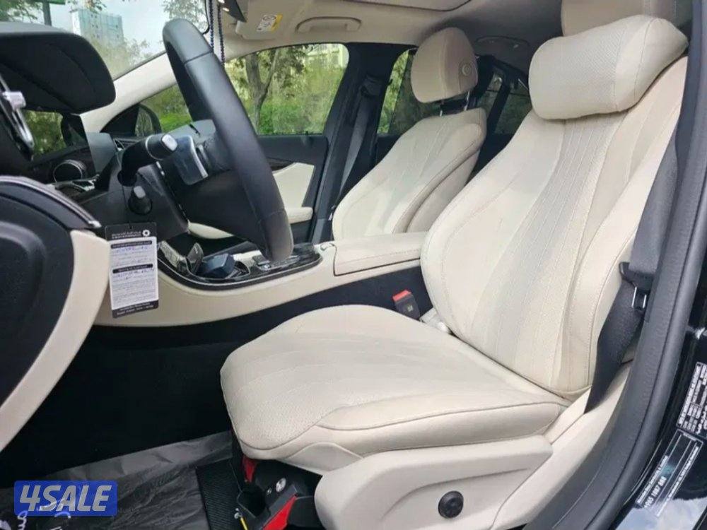 Mercedes E200 2023 avantgarde extremely good condition, only 4500 km10