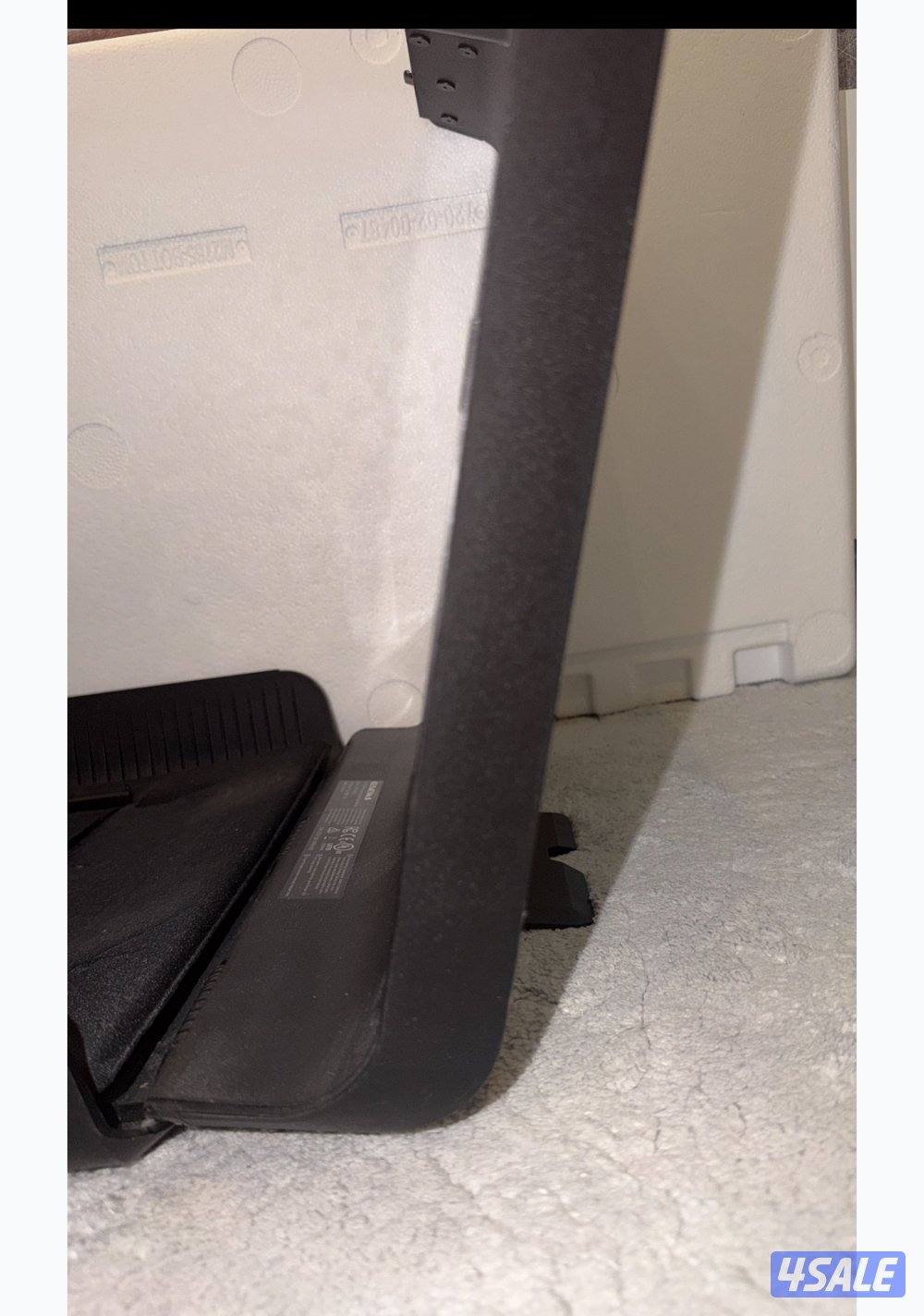 جنطه شاشه مافيها اي خراب يجي معاها واير HDMI و واير حق الشاشه جديد4