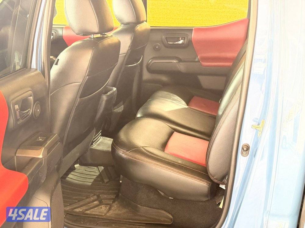 للبيع وانيت تويوتا تاكوما 20193