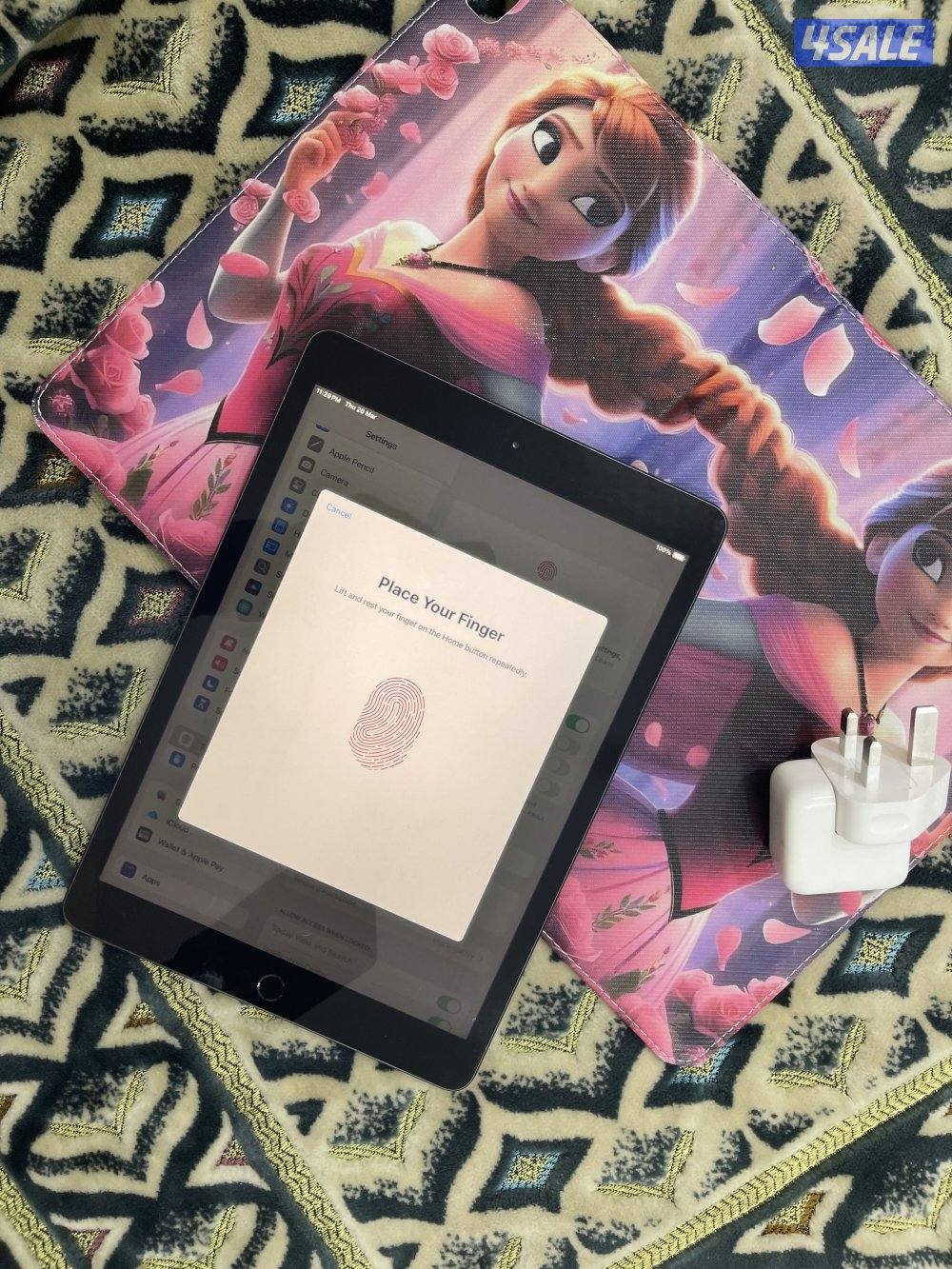 ايباد ابل7 شاشة  10.2 قيقا 32 نظيف وشغال تمام مو مفتوح6