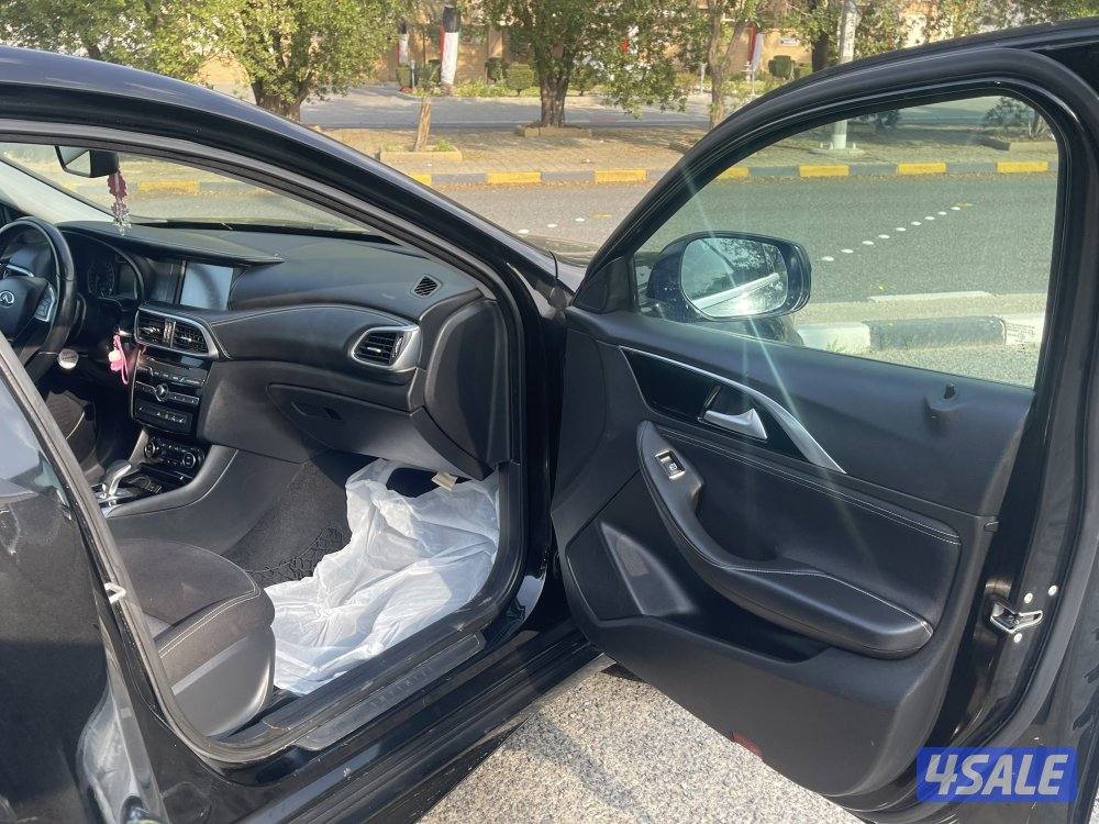 للبيع استعمال سيده بحاله ممتازه قابل للمساومه12