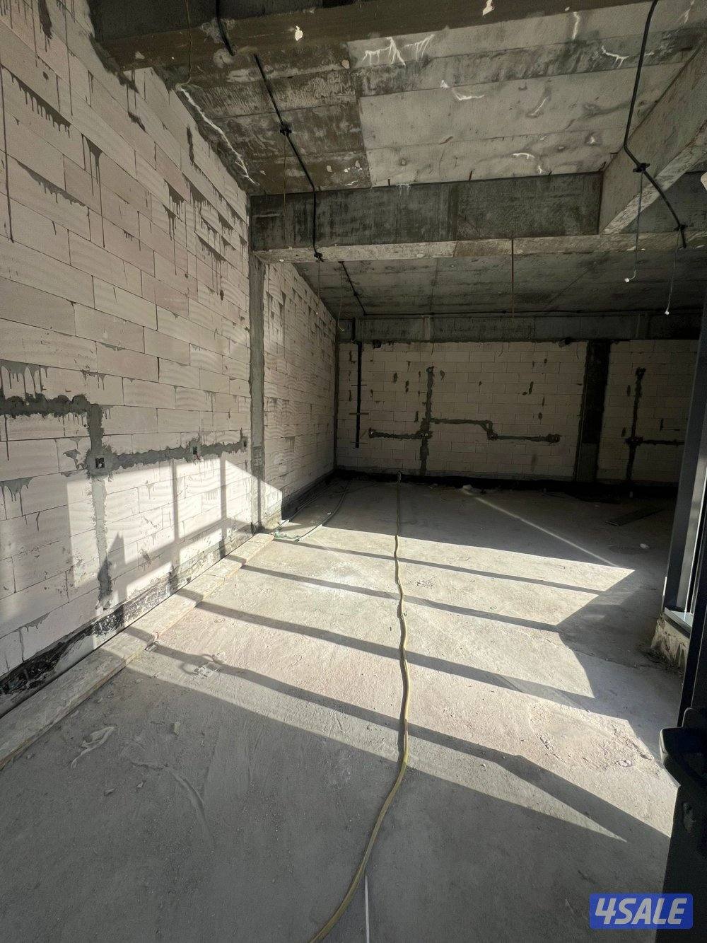 للإيجار محل جديد موقع ممتاز شارع البلاجات بجانب إشارة شوبيز2