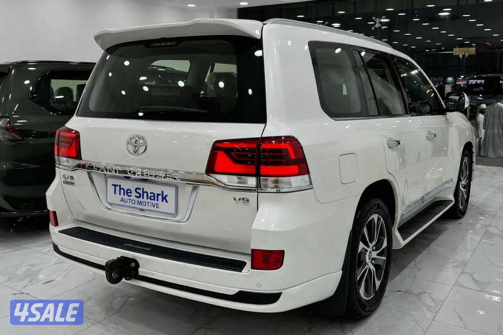 تويوتا لاندكروزر 2020 Gxr تورنج وكالة البحرين جاهزة للتصدير مع التخليص8