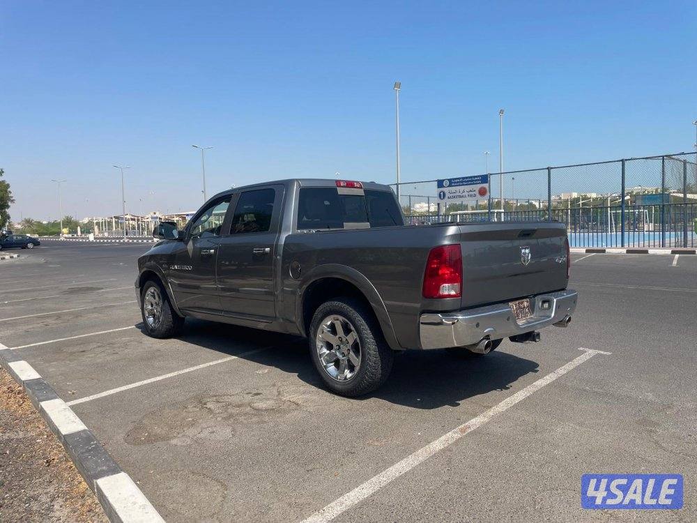 للبيع دوج رام Larami أعلى فئة 

الموديل 2011
الممشى 255
وارد كندا 

ال3