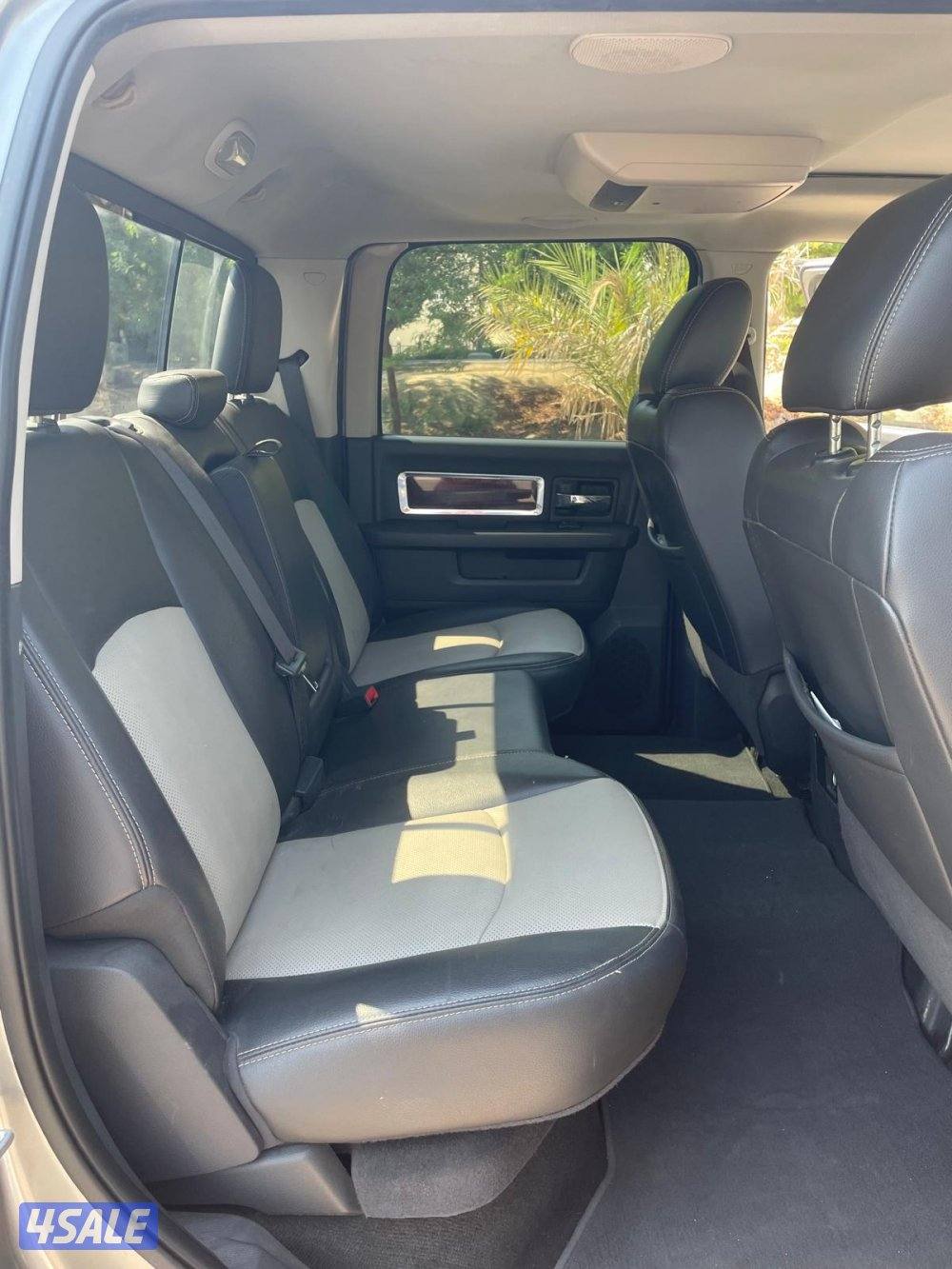 للبيع دوج رام Larami أعلى فئة 

الموديل 2011
الممشى 255
وارد كندا 

ال7