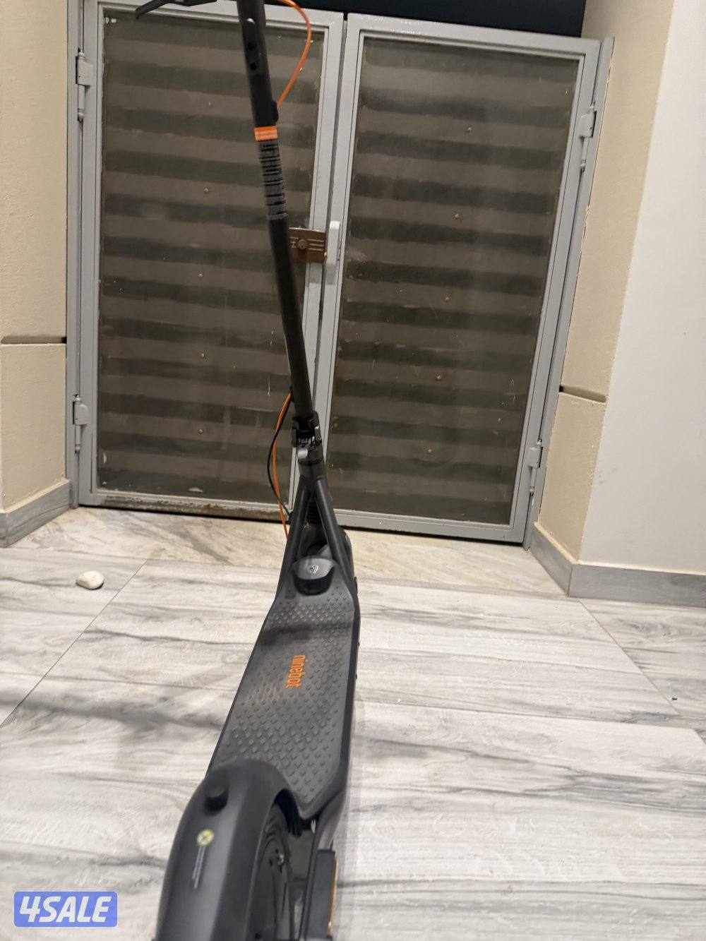 New scooter not used at all very good condition1